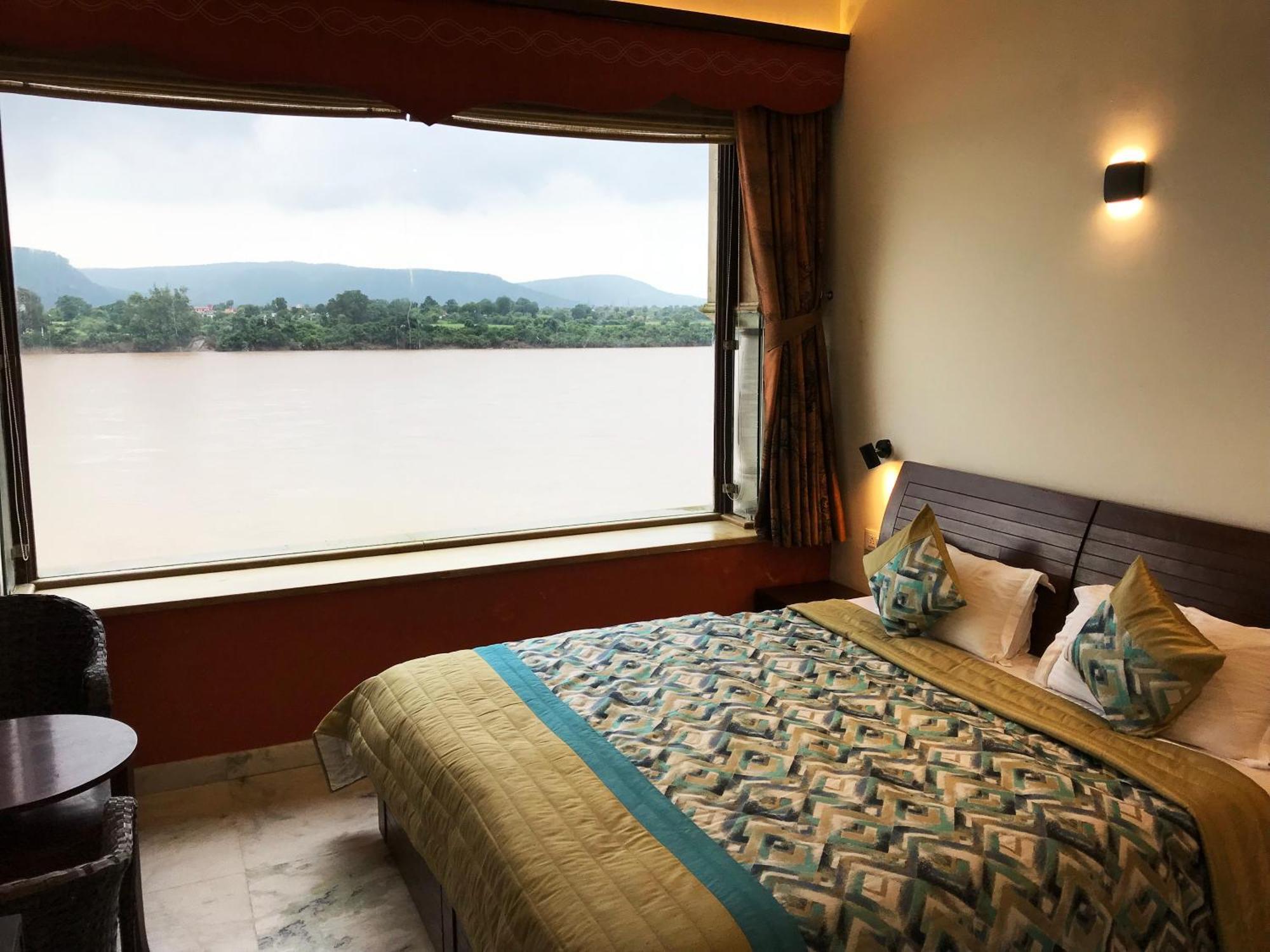 Treehouse Narmade A Riverfront Resort & Spa Narmadapuram Hoshangabad Zewnętrze zdjęcie